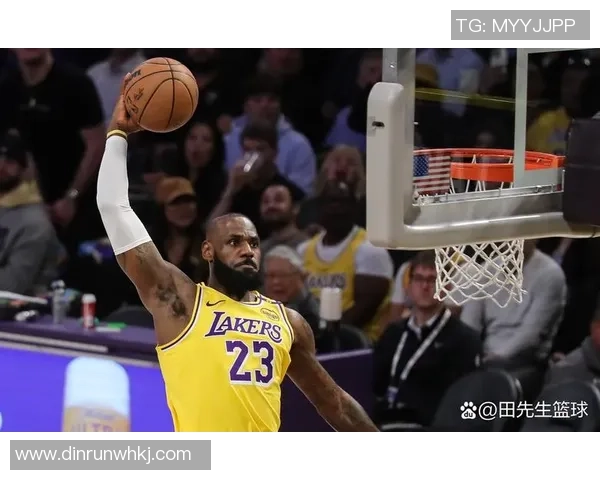 开拓者与湖人首场对决精彩回放全场比赛亮点与分析