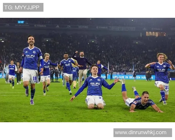 阿德莱德联迎战西悉尼漫步者争夺澳超联赛荣耀之战