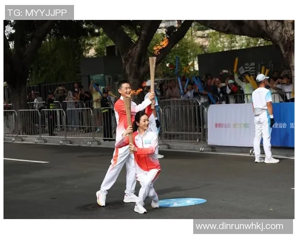 四地同传!第十五届全运会火炬传递活动举办 四地同传!第十五届全运会火炬传递活动举办